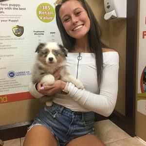 Meet your Posher, Victoria